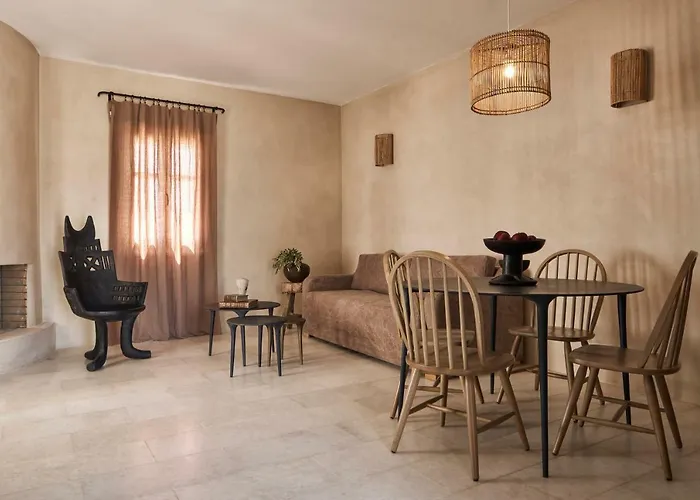 Naxian Collection - Small Luxury Of The World Otel 4*