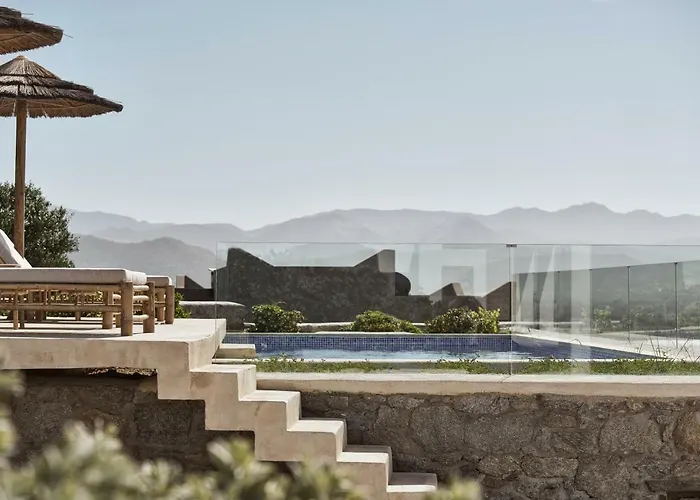 Otel Naxian Collection - Small Luxury Of The World 4*