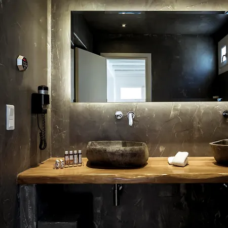 Naxian Collection - Small Luxury Of The World Stelida (Naxos)