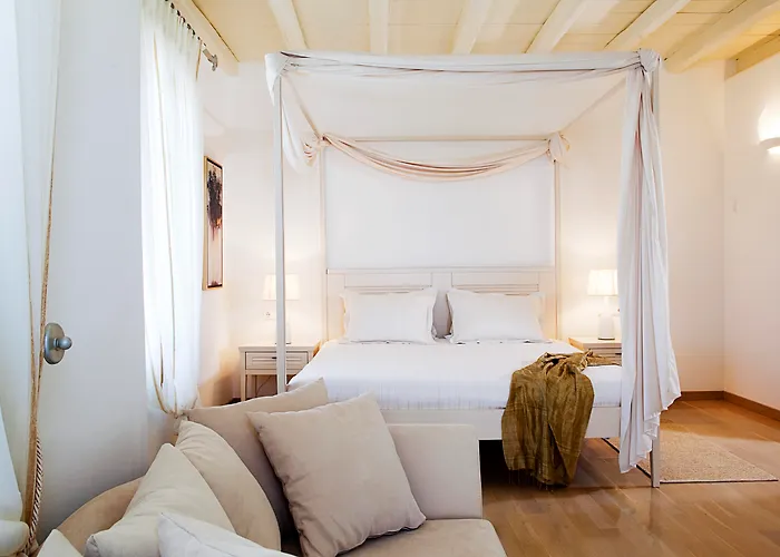 Naxian Collection - Small Luxury Of The World 4*