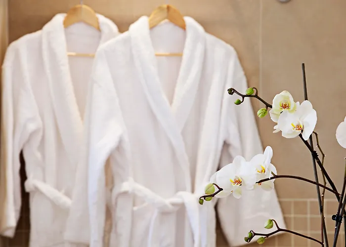 Naxian Collection - Small Luxury Of The World Stelida (Naxos)