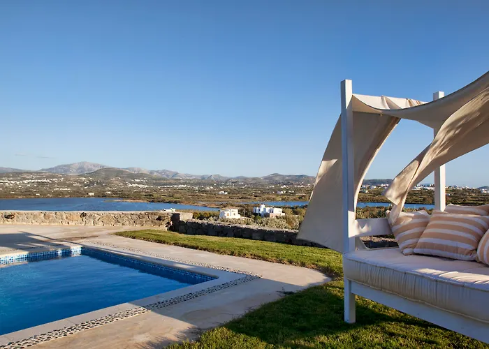 Naxian Collection - Small Luxury Of The World Stelida (Naxos)